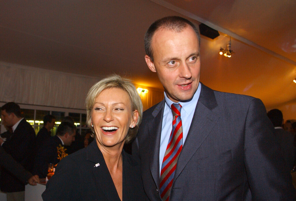 Sabine Christiansen und Friedrich Merz bei der Nacht der Medien in Hamburg am 2.11.2004 Markus Hansen/ actionpress.de